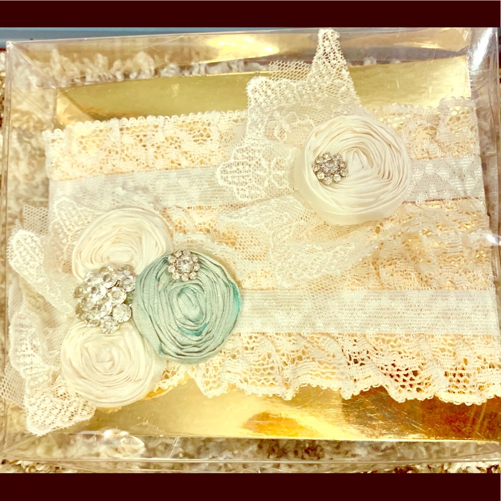 New Vintage Boho-Chic Wed Wedding Garter